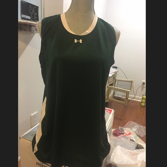 2 underarmour tank tops- heat gear - Picture 4 of 5